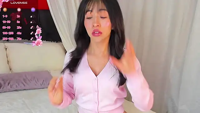 SophiaLiu online show from March 2026 01:17:02 AM