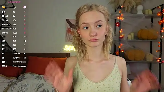 IdaValenti online show from November 2025 11:10:02 PM