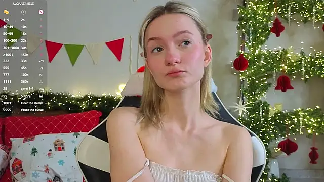 Snapshot of IdaValenti chatting on January 2026 11:11:02 PM IdaValenti online show from January 2026 11:11:02 PM