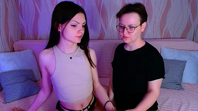  crazy baby  online show from May 2026 12:00:01 PM