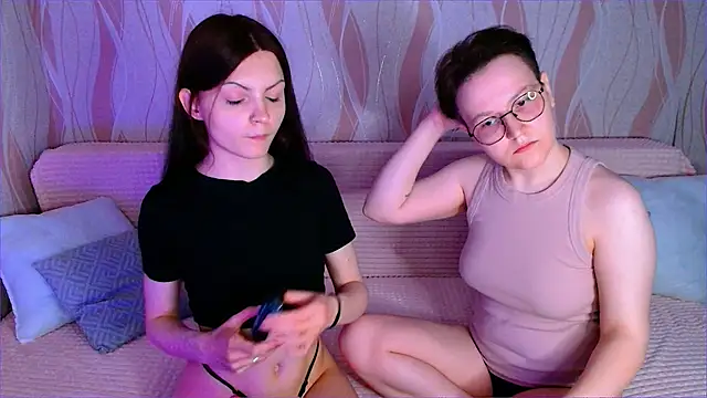  crazy baby  online show from May 2026 07:10:02 PM