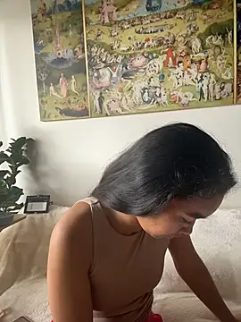 Nina-Eros1 online show from May 2026 05:57:02 PM