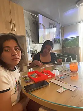 Nina-Eros1 online show from December 2025 05:33:01 PM