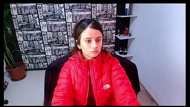 kassandra james online show from February 2026 01:07:01 PM