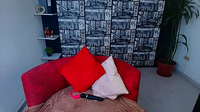 kassandra james online show from May 2026 01:19:01 PM
