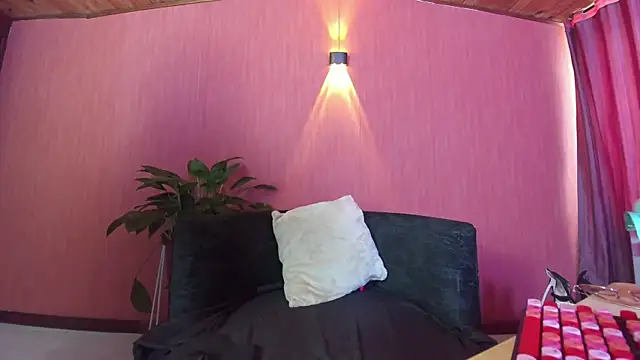 kassandra james online show from May 2026 02:23:01 PM