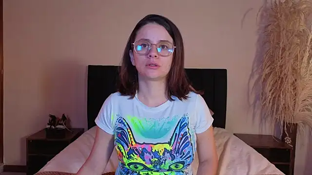 kassandra james online show from March 2026 12:56:01 PM