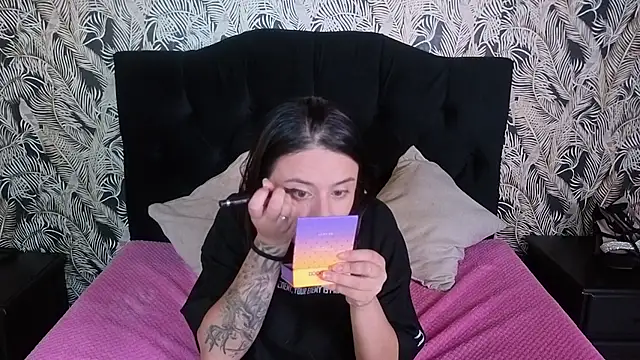 kassandra james online show from March 2026 01:07:02 PM