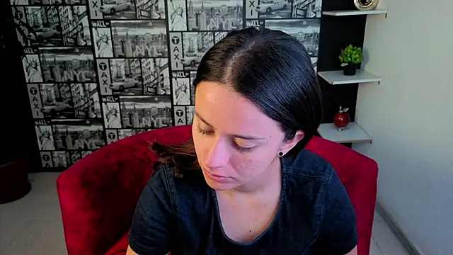 kassandra james online show from July 2026 01:33:01 PM