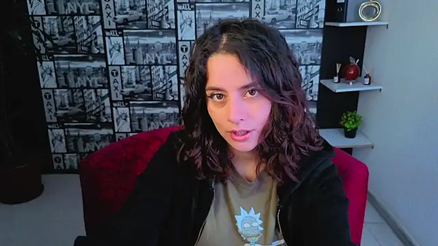 kassandra james online show from June 2026 01:55:02 PM