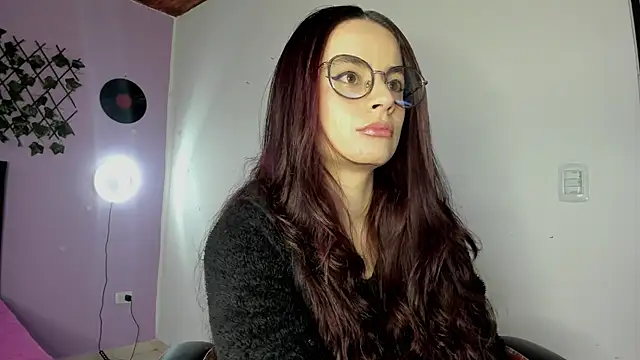kassandra james online show from January 2025 11:59:01 AM
