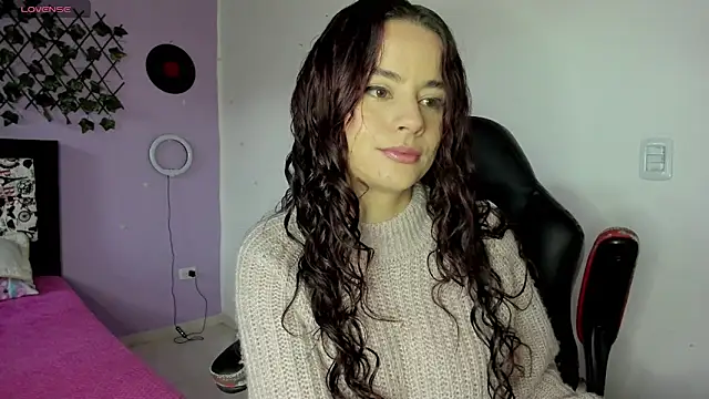 kassandra james online show from January 2025 11:24:01 AM