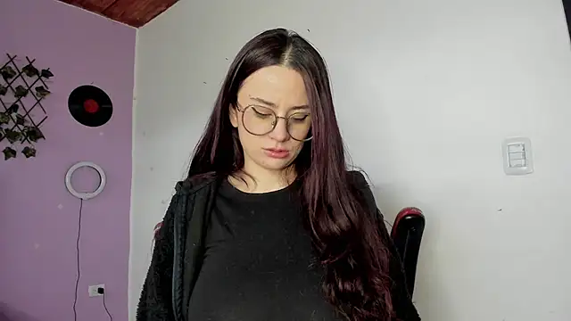 kassandra james online show from January 2025 03:24:01 PM