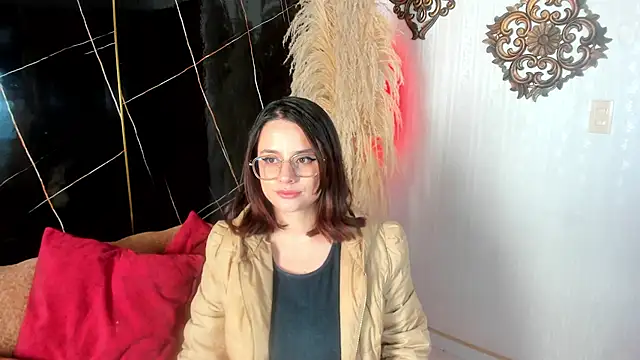 kassandra james online show from February 2026 01:10:01 PM