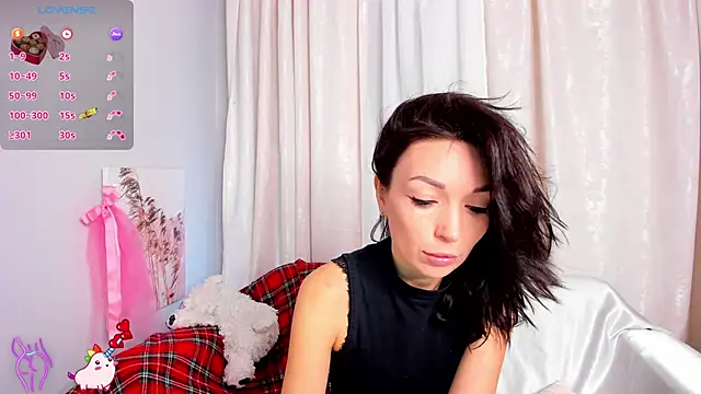 jessica tiny online show from October 2025 01:39:02 AM