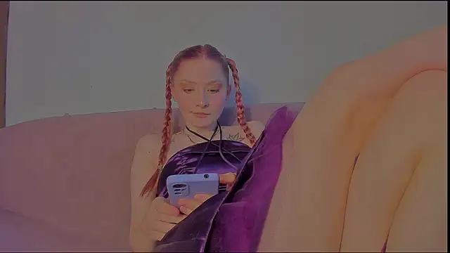 Lizzyjordanxo online show from April 2026 03:21:01 PM