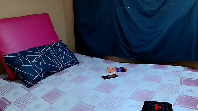 OmegaLipps online show from March 2025 07:11:02 AM