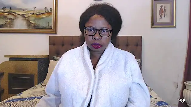OmegaLipps online show from May 2026 07:54:01 PM