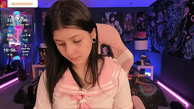 LanaKyutt online show from November 2025 02:06:01 PM