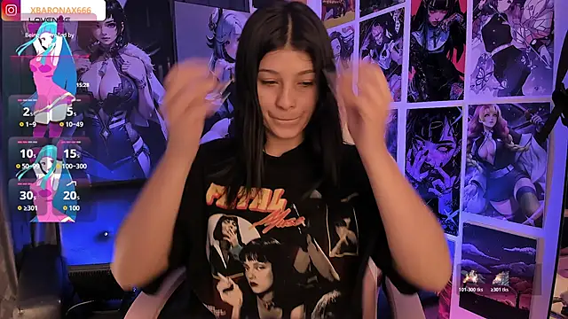 Snapshot of LanaKyutt chatting on December 2025 01:03:02 PM LanaKyutt online show from December 2025 01:03:02 PM