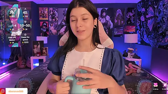 LanaKyutt online show from October 2025 01:30:01 PM