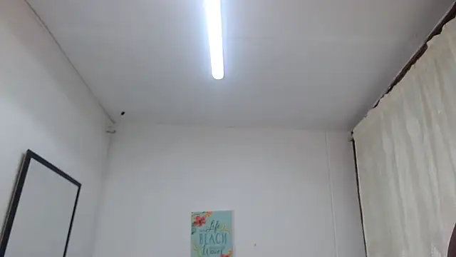 Snapshot of Sara_Marks chatting on April 2026 11:47:02 AM Sara Marks online show from April 2026 11:47:02 AM