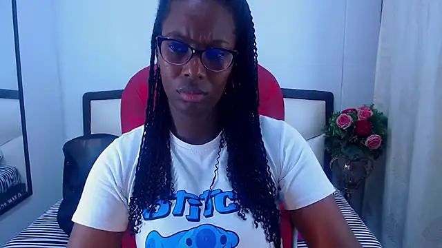 Snapshot of Sara_Marks chatting on November 2025 12:22:01 PM Sara Marks online show from November 2025 12:22:01 PM