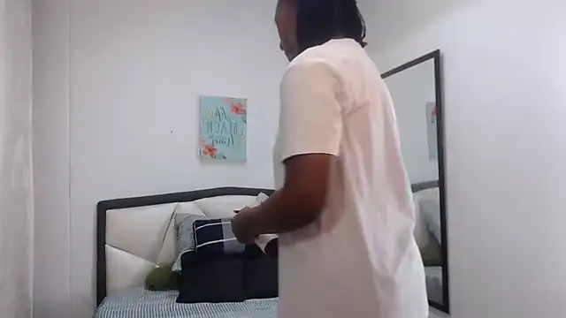 Snapshot of Sara_Marks chatting on April 2026 11:01:01 AM Sara Marks online show from April 2026 11:01:01 AM