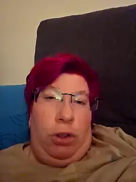 dieGeile0411 online show from October 2025 05:33:02 AM