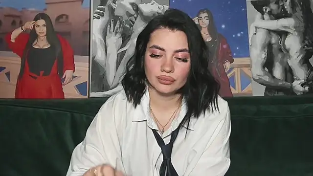 Nikki Kardashian online show from September 2025 08:30:02 PM