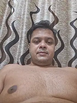 dirtybearr online show from January 2026 01:38:01 PM