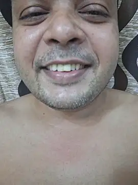 Snapshot of dirtybearr chatting on November 2025 05:38:02 PM dirtybearr online show from November 2025 05:38:02 PM