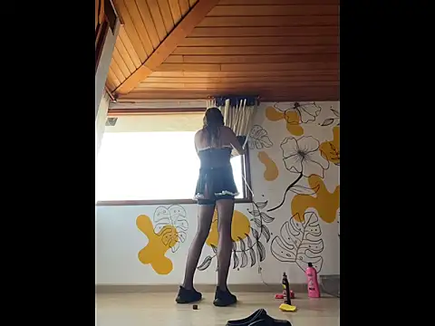 Gikitrans76 online show from February 2026 03:56:01 PM