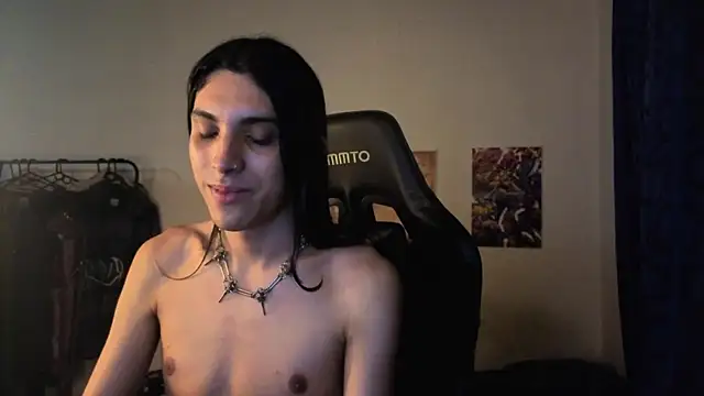 angelitofemboy online show from November 2025 01:15:01 AM