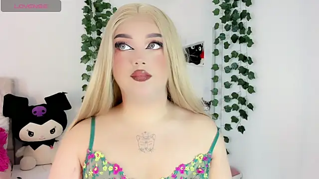 Snapshot of cattriona_muller chatting on June 2026 08:41:01 AM cattriona muller online show from June 2026 08:41:01 AM