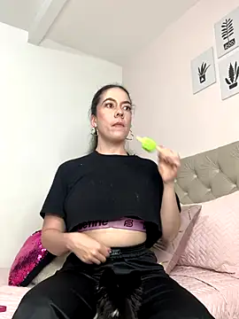 ImAlicee online show from December 2025 09:42:02 PM