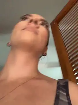 ImAlicee online show from November 2025 06:13:01 PM