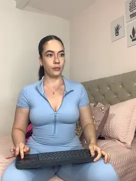 ImAlicee online show from October 2025 09:36:01 PM