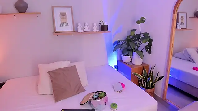 Snapshot of moll1e_ chatting on February 2025 11:50:02 AM moll1e online show from February 2025 11:50:02 AM