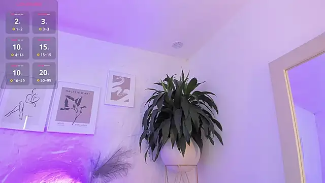 Snapshot of moll1e_ chatting on March 2025 08:37:02 PM moll1e online show from March 2025 08:37:02 PM