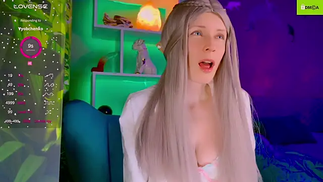 Flash Summer online show from October 2025 12:53:01 AM