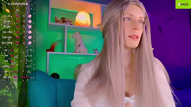 Flash Summer online show from November 2025 12:37:02 AM