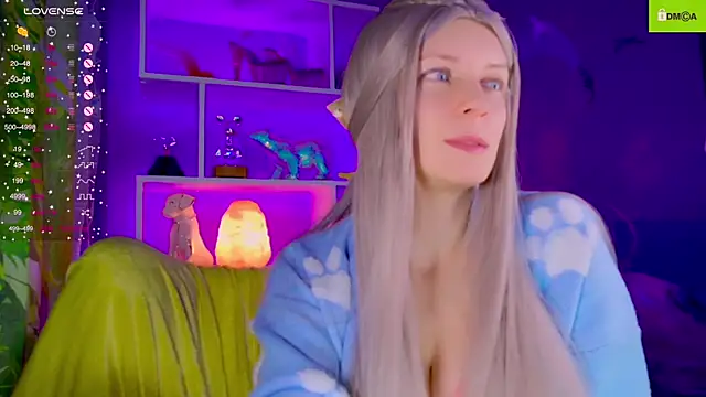 Flash Summer online show from December 2025 11:00:02 AM