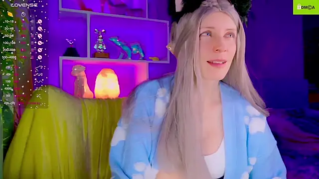 Flash Summer online show from November 2025 12:17:01 PM