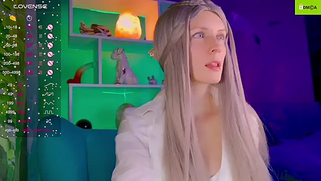 Flash Summer online show from November 2025 12:05:01 AM