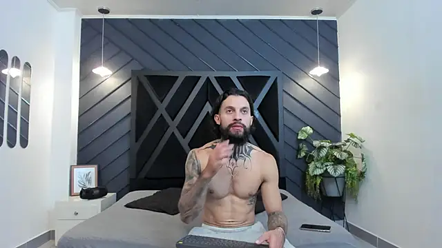 Snapshot of Apolo_Bianco_ chatting on September 2025 11:32:02 PM Apolo Bianco online show from September 2025 11:32:02 PM