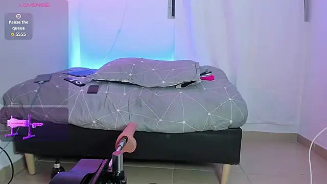 Apolo Bianco  online show from January 2026 11:22:02 PM