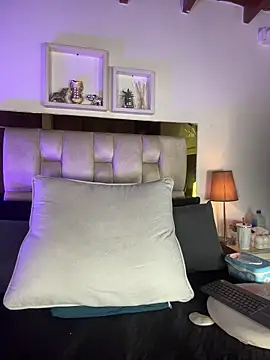 emmy r online show from March 2026 12:39:01 PM