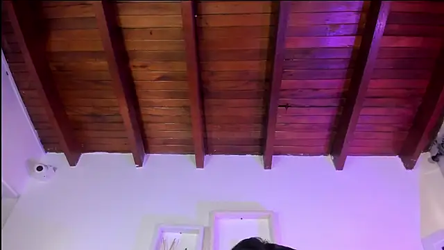 Snapshot of emmy_r chatting on February 2026 12:11:01 PM emmy r online show from February 2026 12:11:01 PM