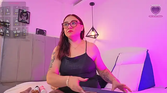 lady nylon  online show from March 2026 12:38:01 PM